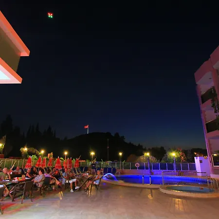 Rosy 3* מרמריס