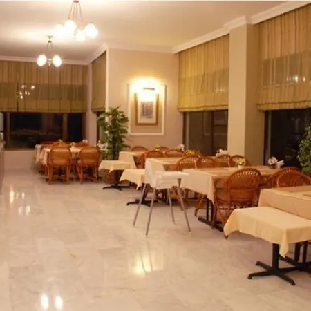 Rosy 3* מרמריס