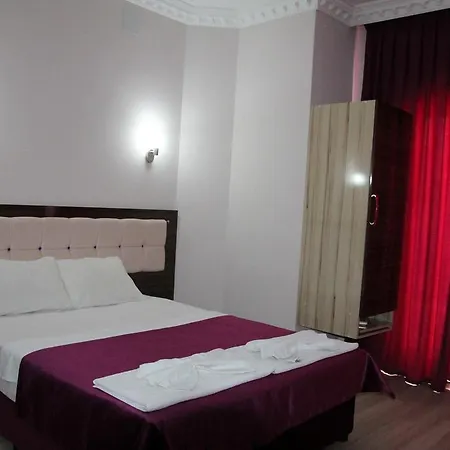 Rosy Hotel 2*