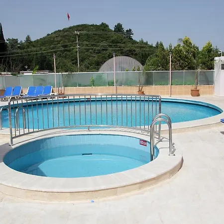 מלון Rosy מרמריס