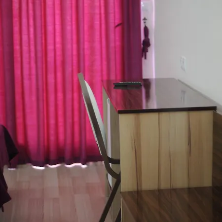 Hotel Rosy 2*