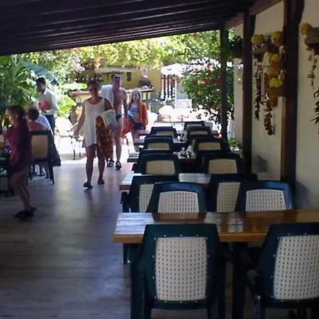 Rosy Marmaris