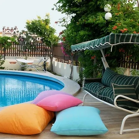 Hotel Rosy 3*
