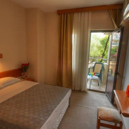 Rosy 2* Marmaris