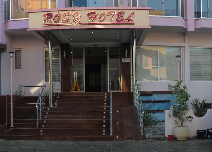 Rosy Μαρμαρίς