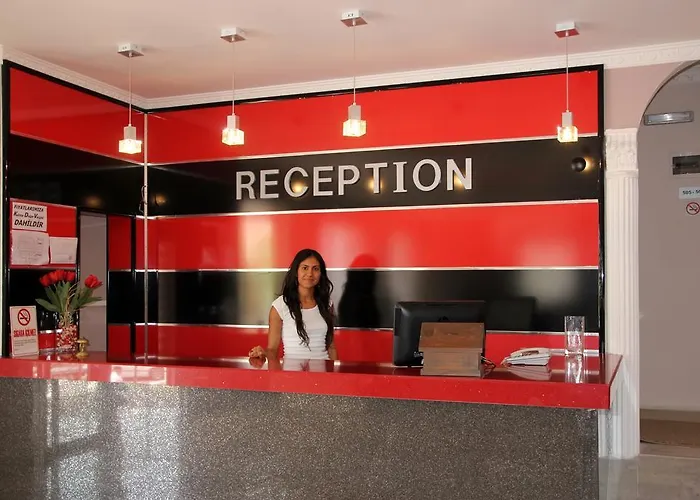 Rosy Μαρμαρίς